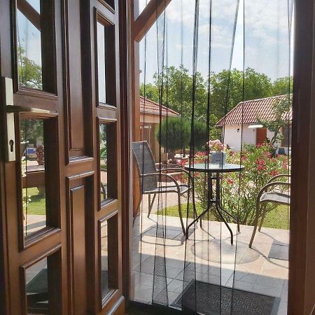Bornemisza Kuria Apartment Tiszabecs Ngoại thất bức ảnh