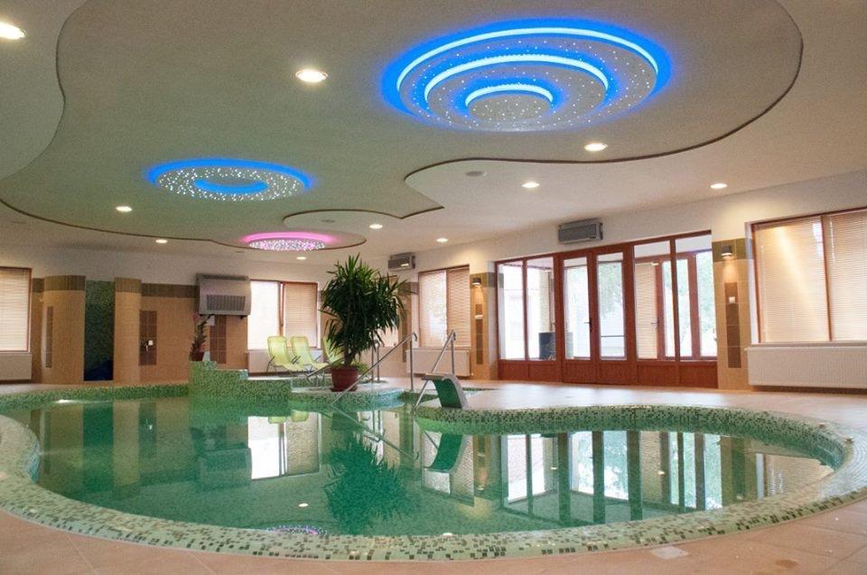 Bornemisza Kuria Apartment Tiszabecs Ngoại thất bức ảnh