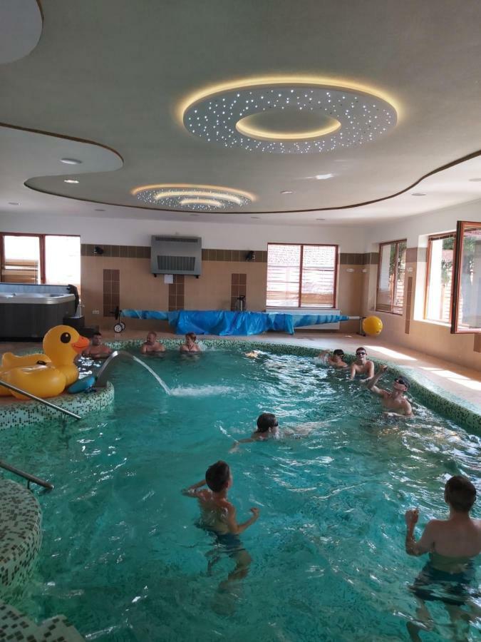 Bornemisza Kuria Apartment Tiszabecs Ngoại thất bức ảnh